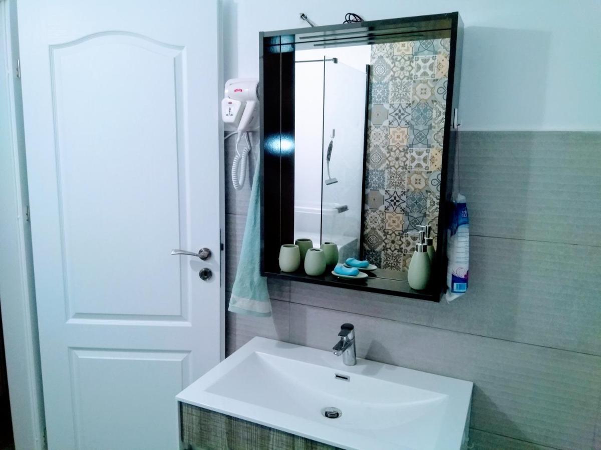 Studio Oxford-Campus Sat Vacanta Constanta Luaran gambar